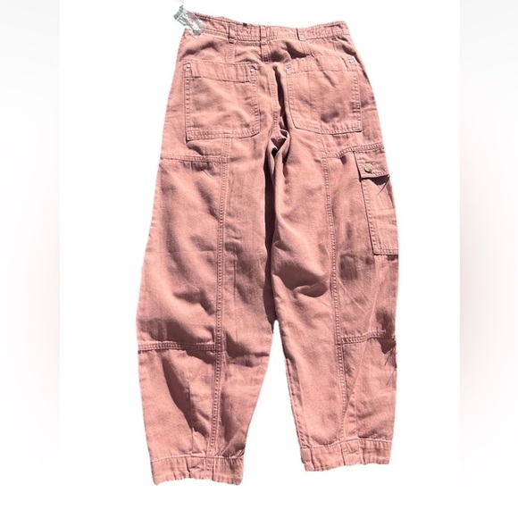 Anthropologie  The Carson Utility Barrel Pants Plum Color new with tag Size 2 - Picture 6 of 10